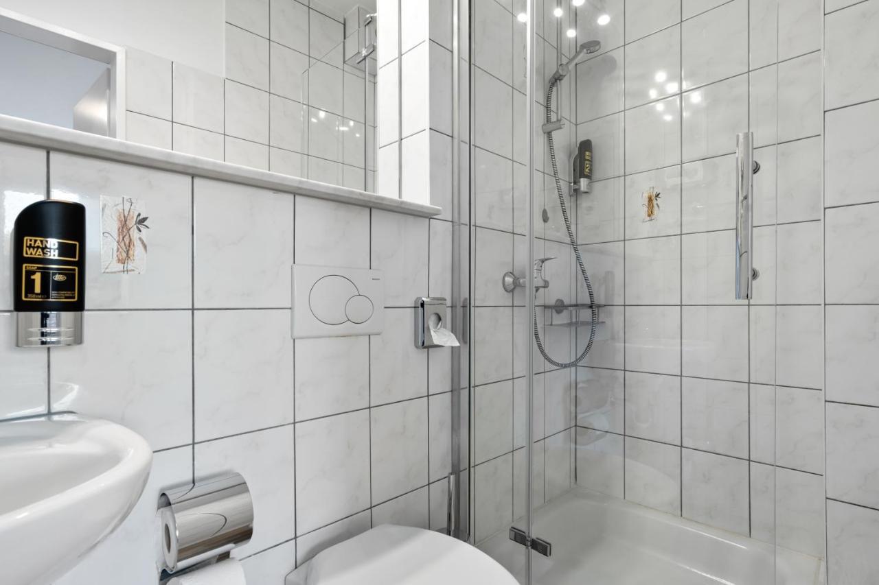 Apartment 4, Direkt Am Bahnhof Aachen Luaran gambar